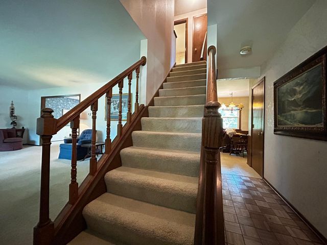 5217 Clear Spring Drive, Minnetonka, MN 55345