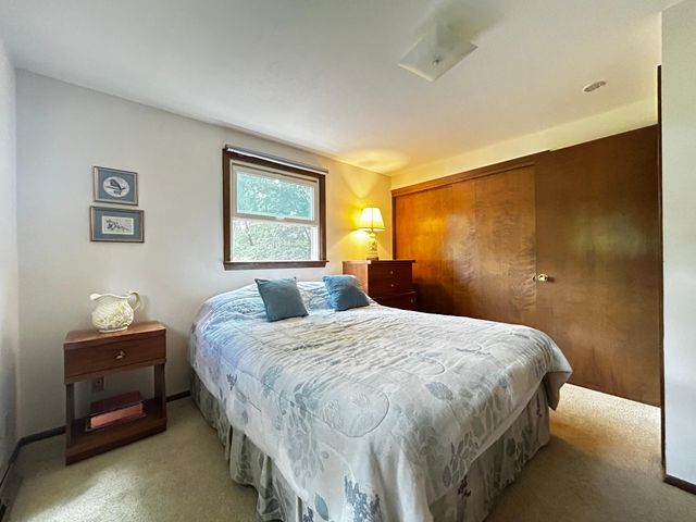 5217 Clear Spring Drive, Minnetonka, MN 55345