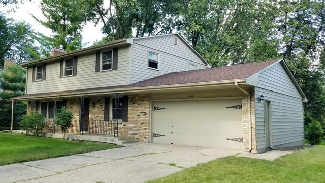 5217 Clear Spring Drive, Minnetonka, MN 55345