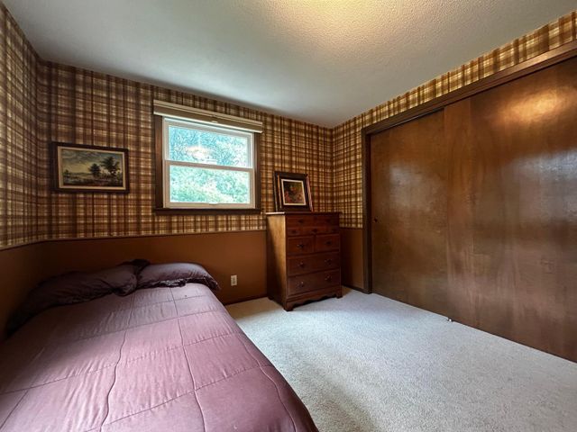 5217 Clear Spring Drive, Minnetonka, MN 55345