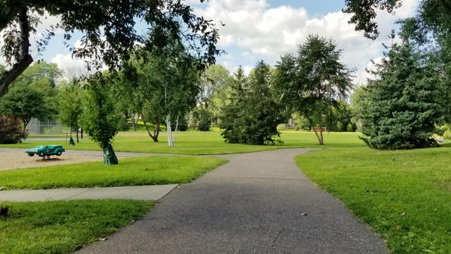 5217 Clear Spring Drive, Minnetonka, MN 55345