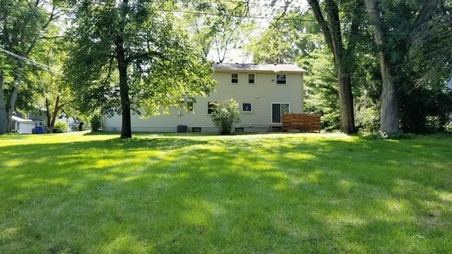 5217 Clear Spring Drive, Minnetonka, MN 55345