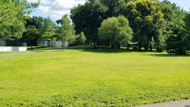 5217 Clear Spring Drive, Minnetonka, MN 55345