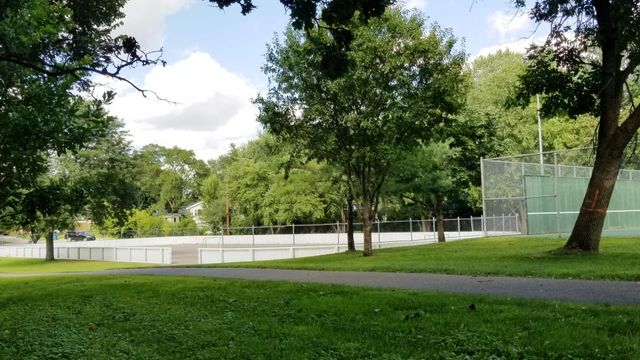 5217 Clear Spring Drive, Minnetonka, MN 55345