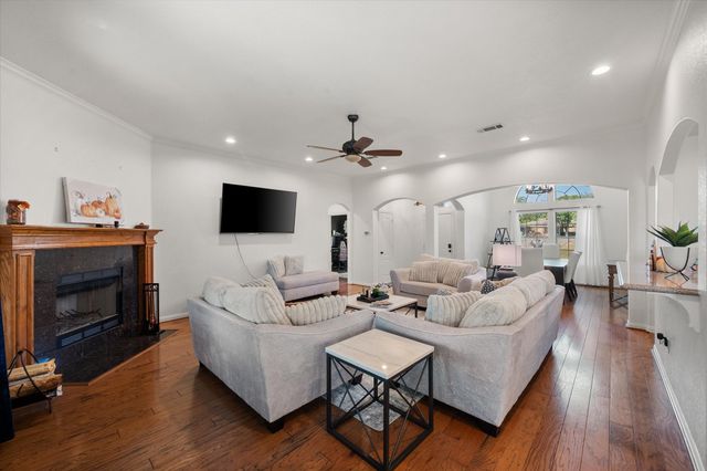4124 Fm 813, Waxahachie, TX 75165