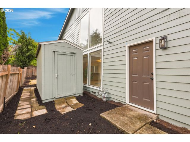 6170 Sw CHERRYHILL Dr, Beaverton, OR 97008