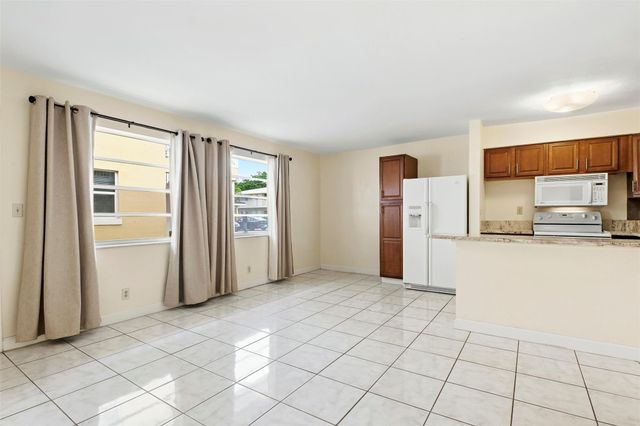 4051 NE 13th Avenue 62, Fort Lauderdale, FL 33334
