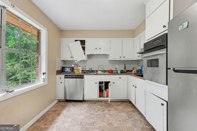 1372 Peggy Lane NW, Conyers, GA 30012