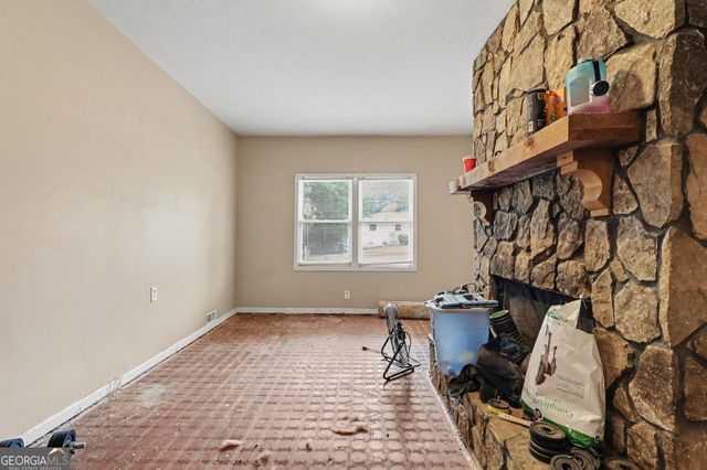 1372 Peggy Lane NW, Conyers, GA 30012
