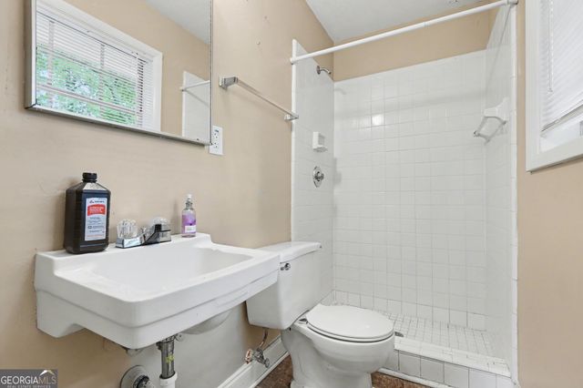 1372 Peggy Lane NW, Conyers, GA 30012