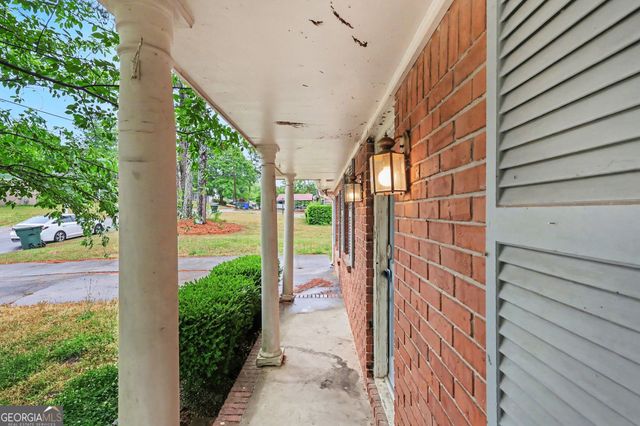 1372 Peggy Lane NW, Conyers, GA 30012