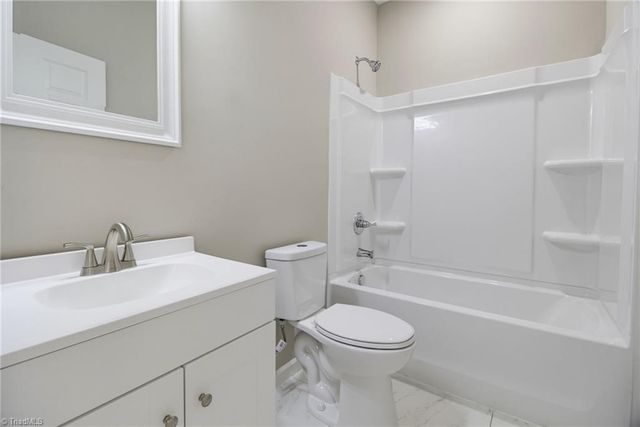 5236 Shattalon Drive, Winston-salem, NC 27106