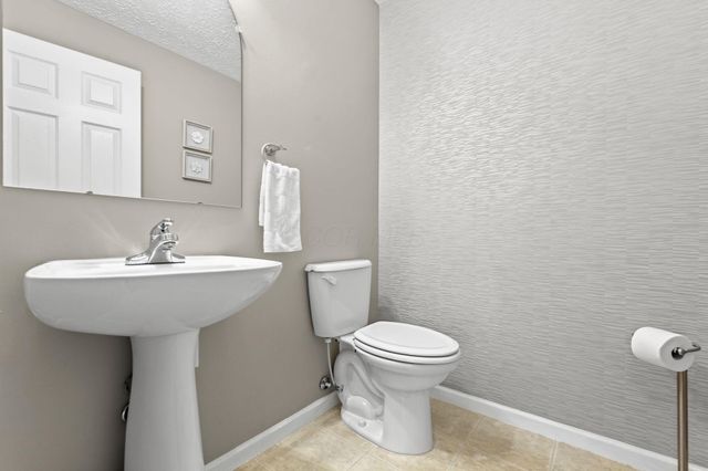 7541 Danbridge Way, Westerville, OH 43082