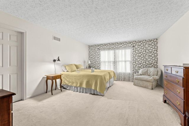7541 Danbridge Way, Westerville, OH 43082