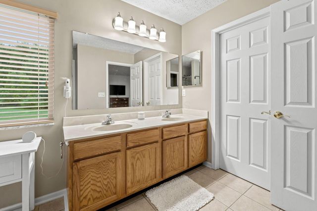 7541 Danbridge Way, Westerville, OH 43082