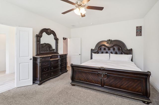 10513 Summer Place Lane, Fort Worth, TX 76140