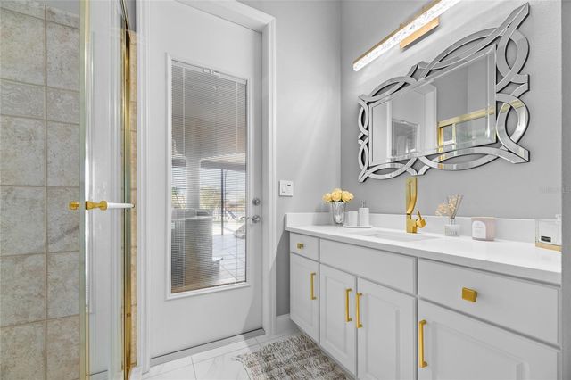 18 OLD OAK DRIVE N, Palm Coast, FL 32137