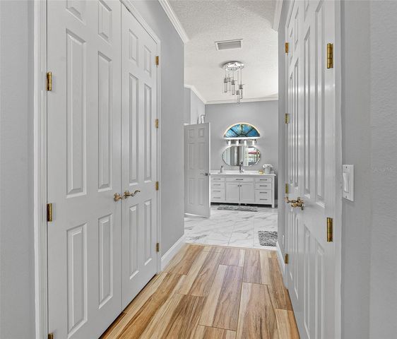 18 OLD OAK DRIVE N, Palm Coast, FL 32137