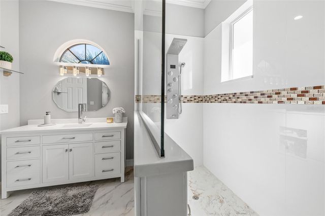 18 OLD OAK DRIVE N, Palm Coast, FL 32137