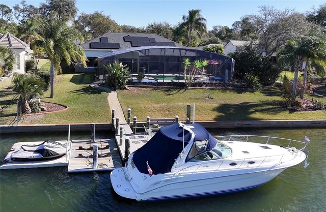 18 OLD OAK DRIVE N, Palm Coast, FL 32137