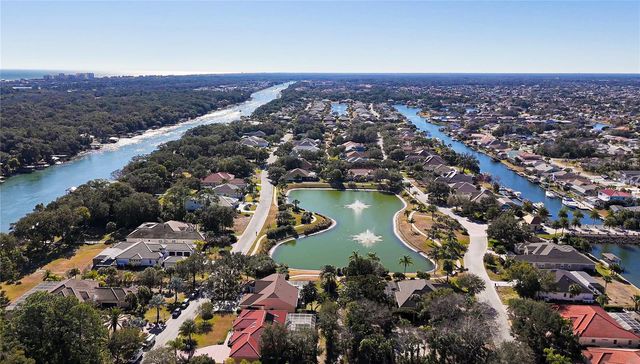 18 OLD OAK DRIVE N, Palm Coast, FL 32137