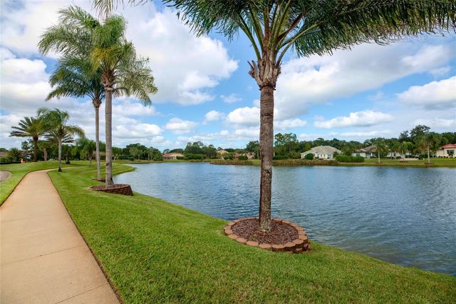 18 OLD OAK DRIVE N, Palm Coast, FL 32137