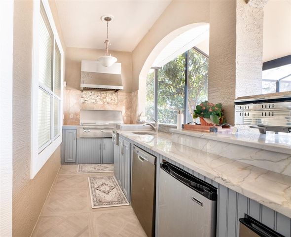 18 OLD OAK DRIVE N, Palm Coast, FL 32137