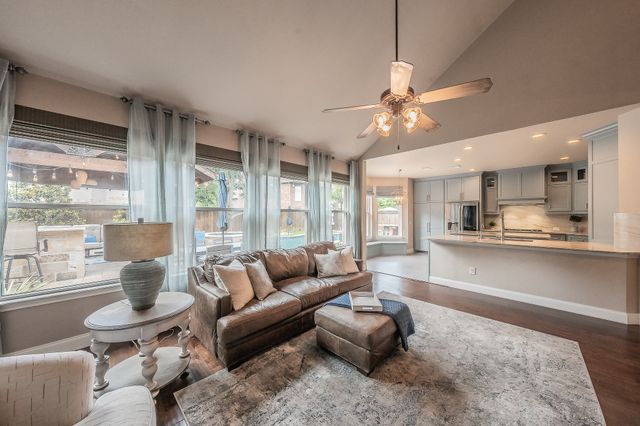 6917 Coronado Drive, Mckinney, TX 75072