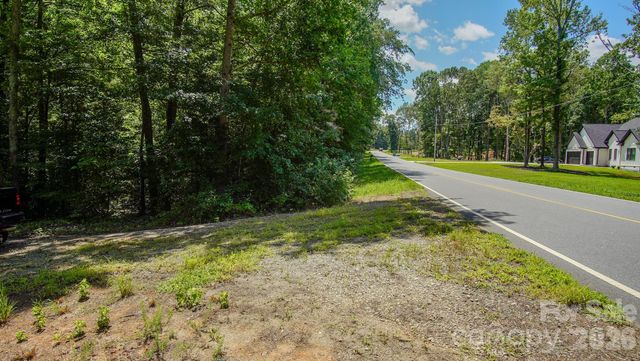 5018 Grassy Creek Road, Denver, NC 28037