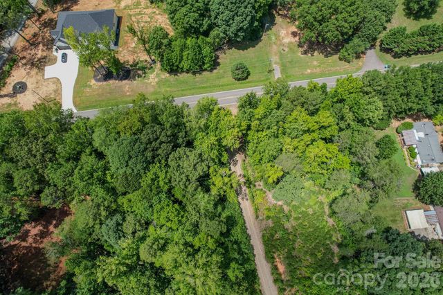 5018 Grassy Creek Road, Denver, NC 28037