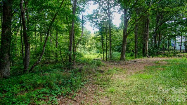 5018 Grassy Creek Road, Denver, NC 28037