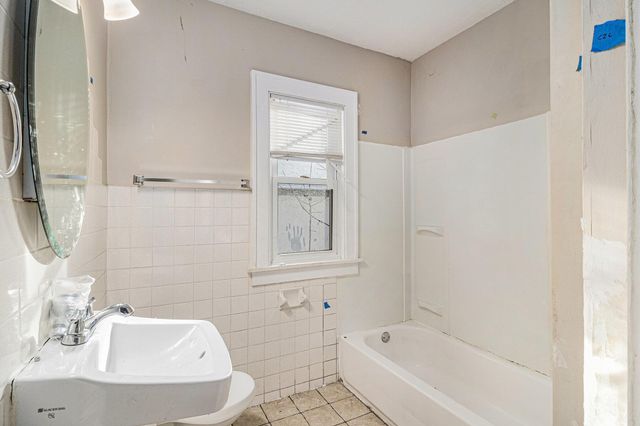 4500 Ewing Avenue N, Robbinsdale, MN 55422