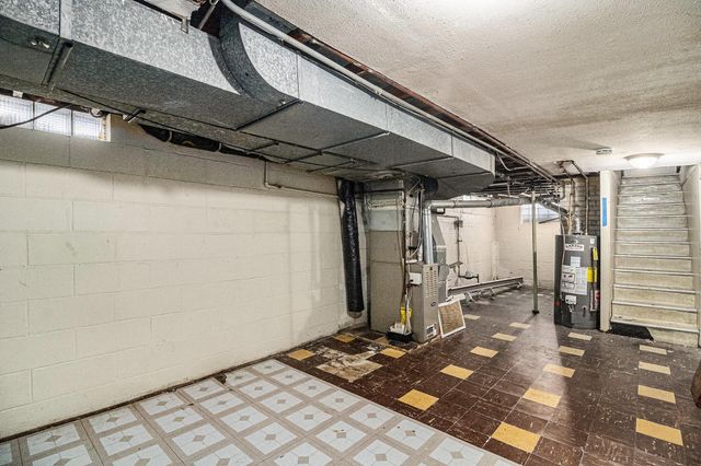 4500 Ewing Avenue N, Robbinsdale, MN 55422