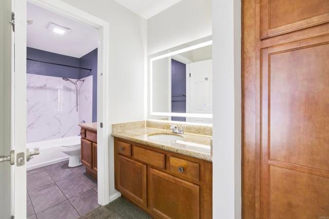 432 Edgehill Lane 169, Oceanside, CA 92054