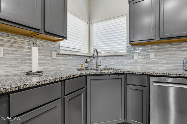 1453 Dominic Anakin Drive, El Paso, TX 79928