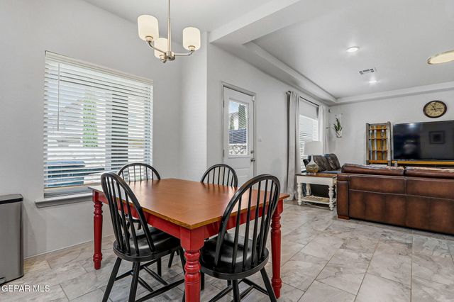1453 Dominic Anakin Drive, El Paso, TX 79928