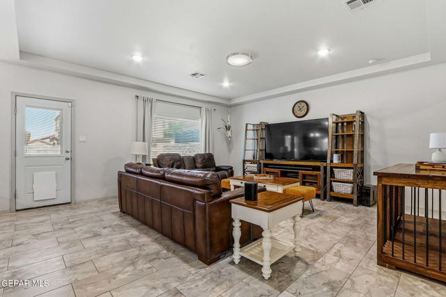 1453 Dominic Anakin Drive, El Paso, TX 79928