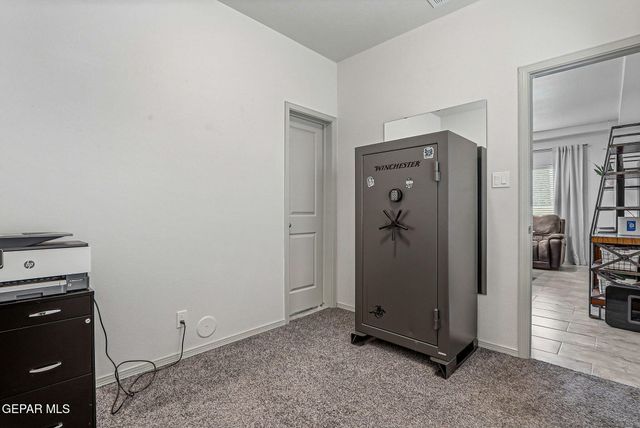 1453 Dominic Anakin Drive, El Paso, TX 79928