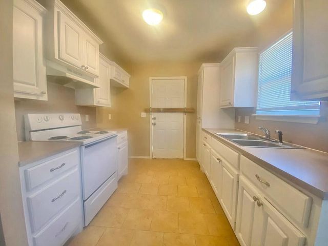 Package Property 3, Lubbock, TX 79415