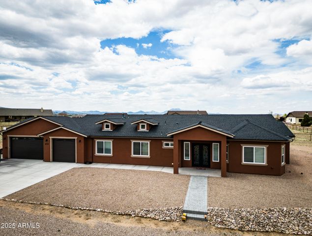 8558 N GRASS VALLEY Lane, Prescott Valley, AZ 86315