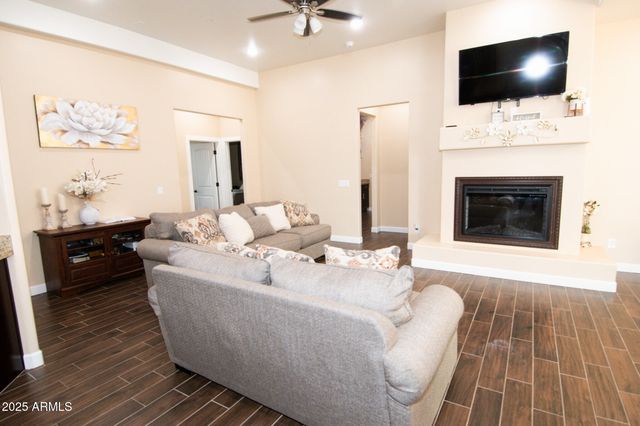 8558 N GRASS VALLEY Lane, Prescott Valley, AZ 86315