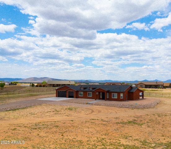 8558 N GRASS VALLEY Lane, Prescott Valley, AZ 86315