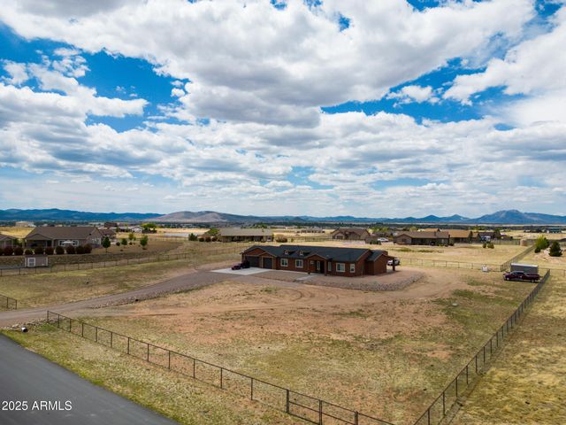 8558 N GRASS VALLEY Lane, Prescott Valley, AZ 86315