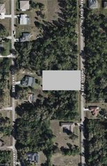 413 Maple AVE N, Lehigh Acres, FL 33972