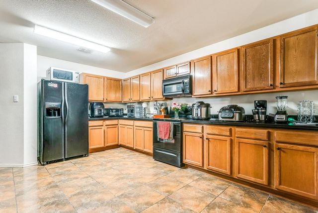 9008 Quarter Horse Lane, Fort Worth, TX 76123