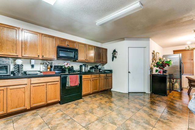 9008 Quarter Horse Lane, Fort Worth, TX 76123