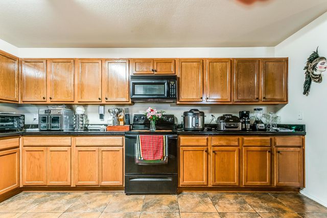 9008 Quarter Horse Lane, Fort Worth, TX 76123