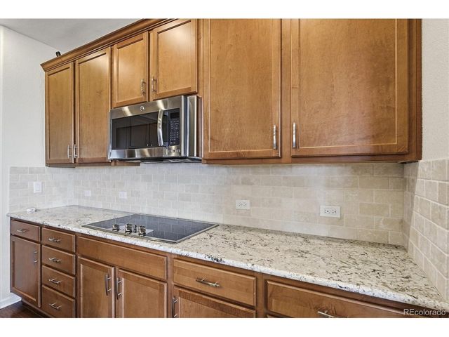 25561 E 5th Pl, Aurora, CO 80018