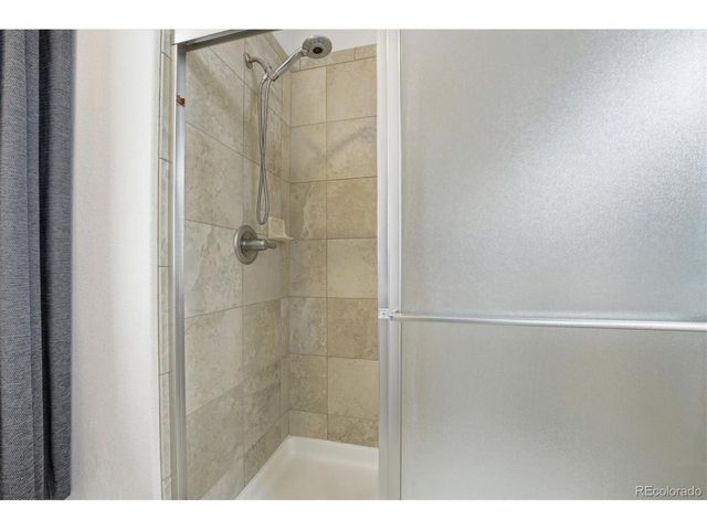 25561 E 5th Pl, Aurora, CO 80018