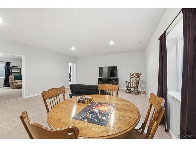 25561 E 5th Pl, Aurora, CO 80018